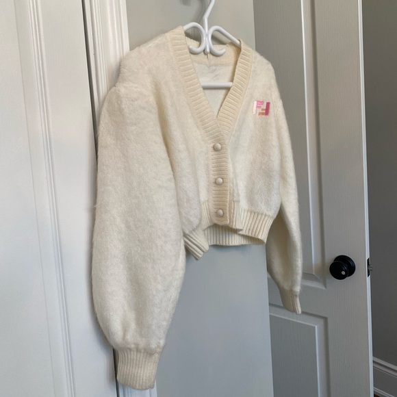 Cropped cardigan with F logo - Picture 2 of 11